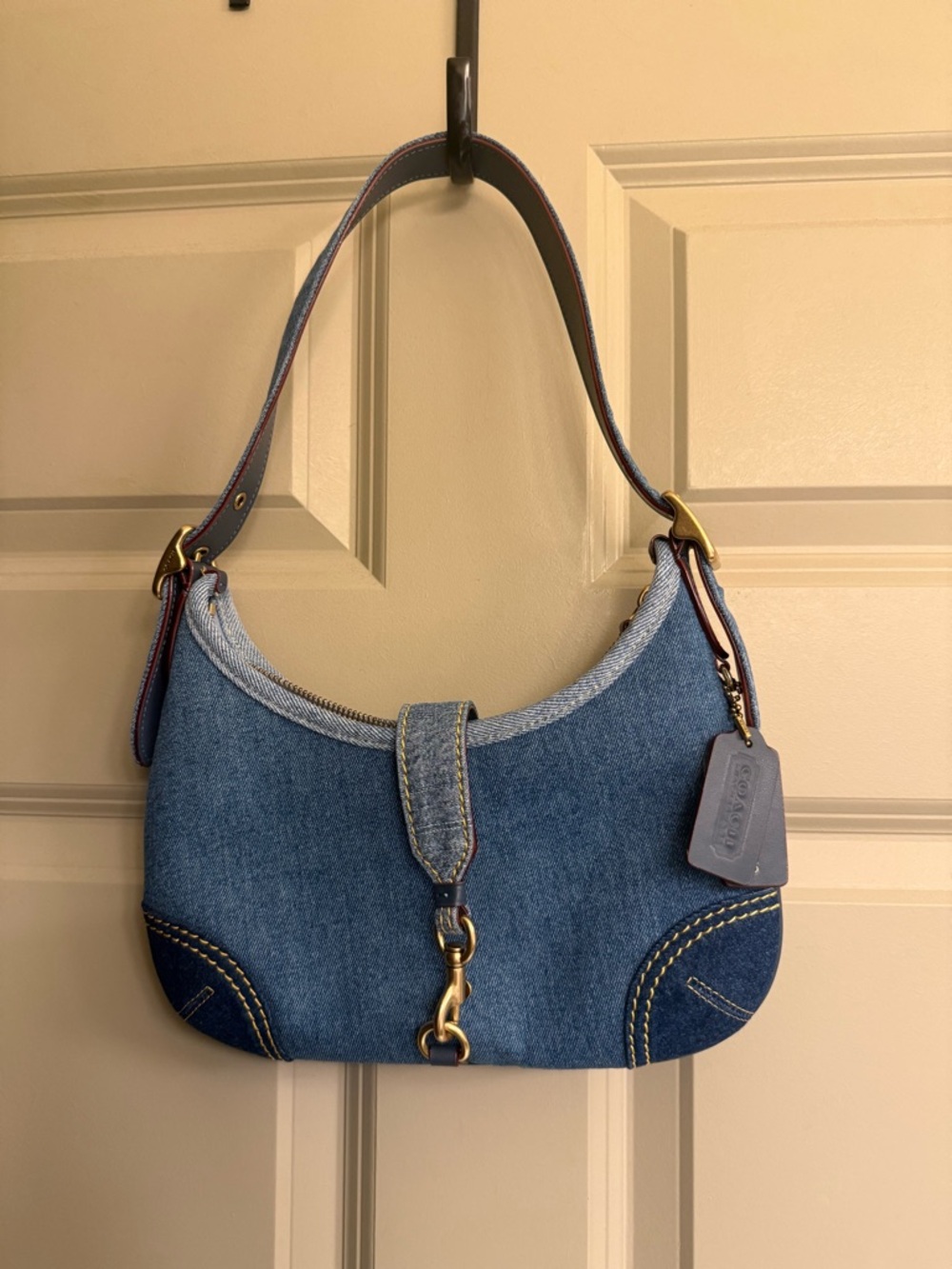 AUTHENTIC Coach - Denim Hamptons Hobo Bag